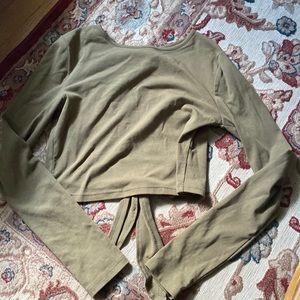 Cropped long sleeve